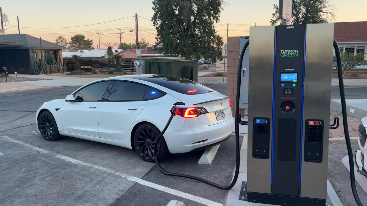 Elektroautos beim Aufladen