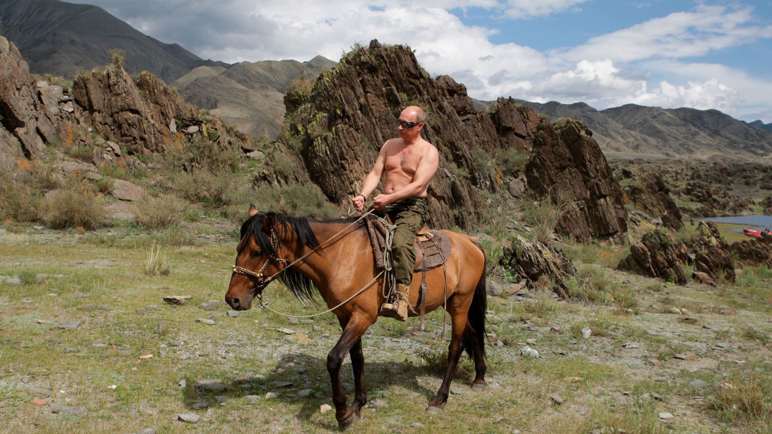 Riecht es nach Putin? Sie können Kerzen kaufen, die wie der russische Präsident riechen